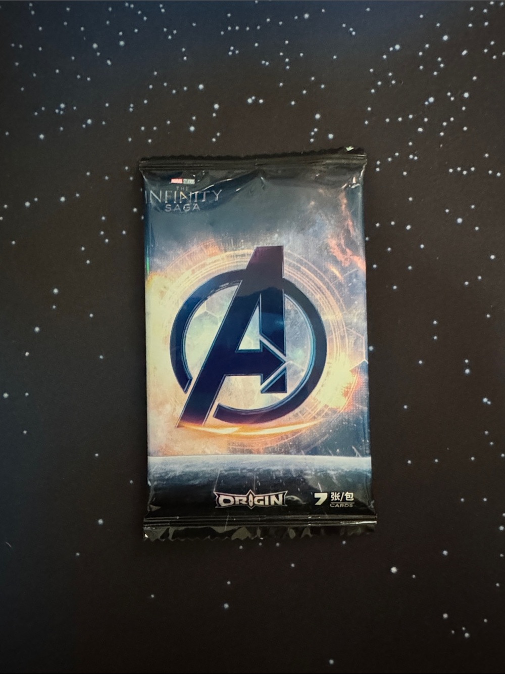 Marvel Infinity Saga Avengers Trading Card Pack - Blue and Gold Accents